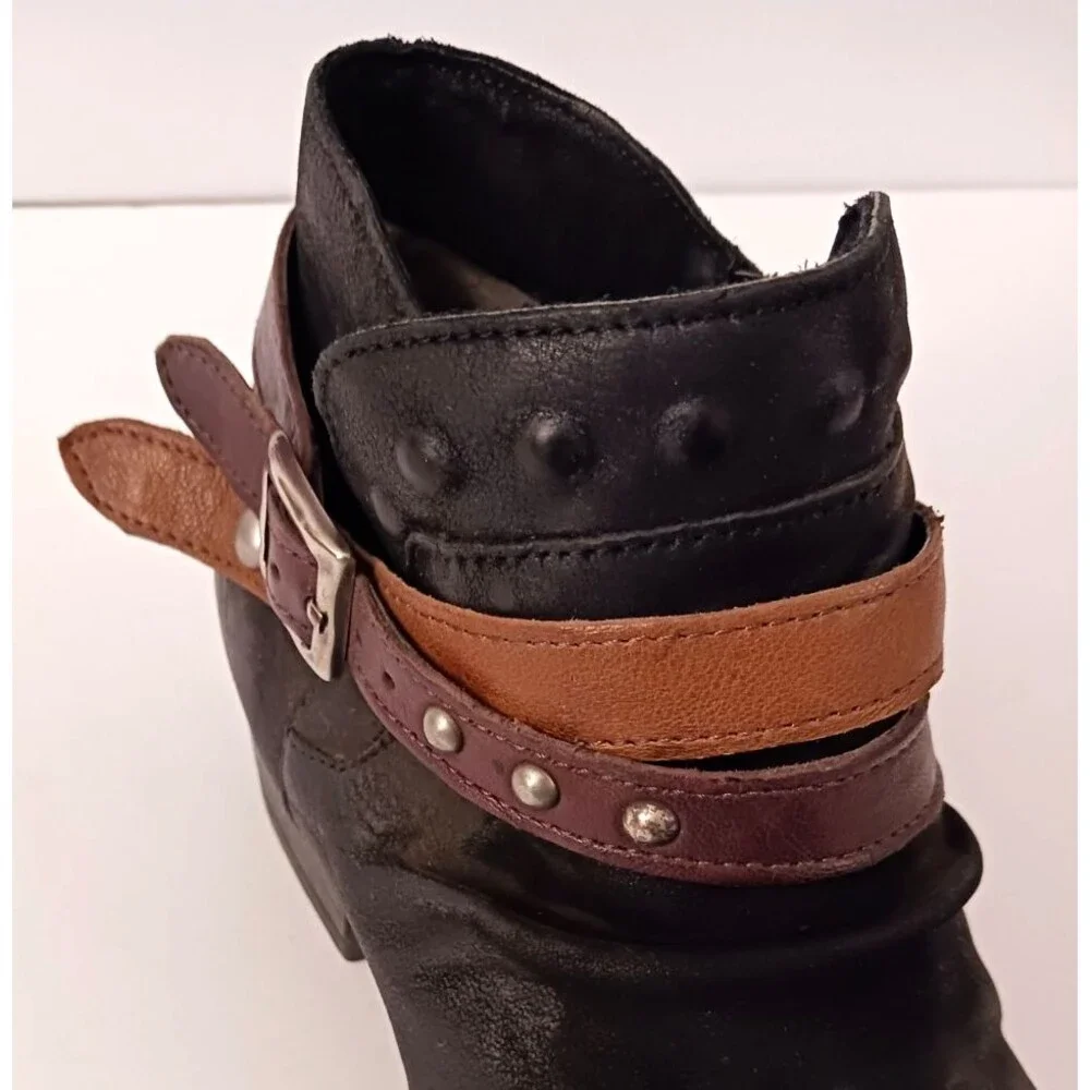 Miz Mooz Bucky Blk Leather Ankle Boot Stud Harness Strap EU 40 US 9